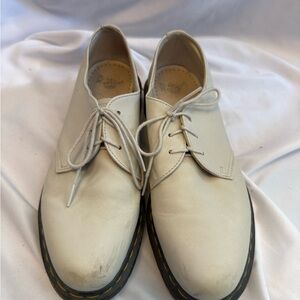 Dr. Martens Cream Leather Derby Loafers
